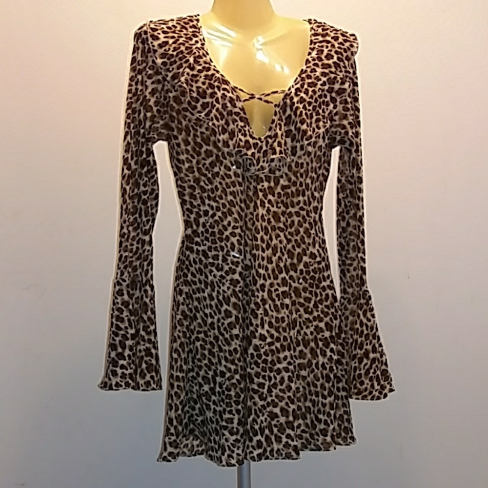 VICTORIA SECRET V-neck Ruffle Animal Print Sheer Nighty Small